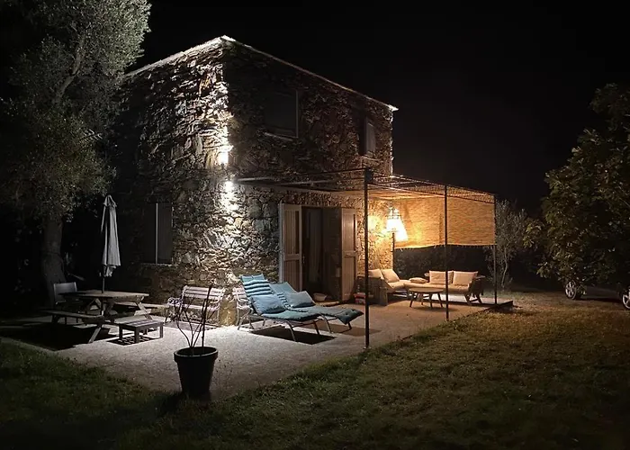A Casa Di L Amanduli Bed & Breakfast