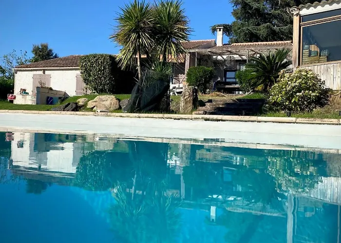 A Casa Di L Amanduli Bed & Breakfast